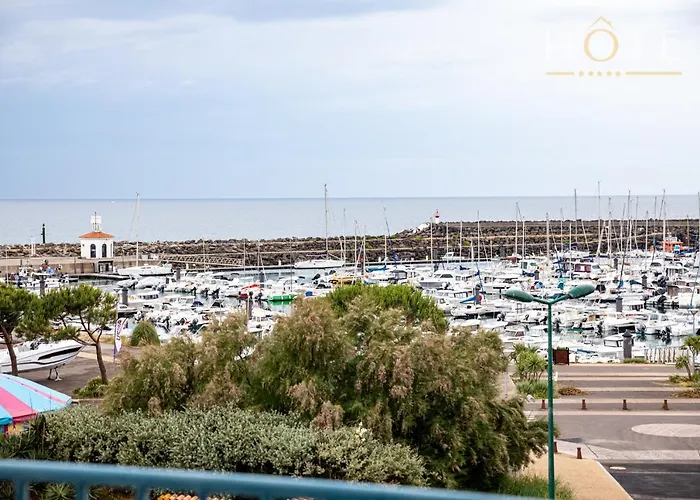 Duplex 4 Etoiles, Vue Mer Et Port De Plaisance