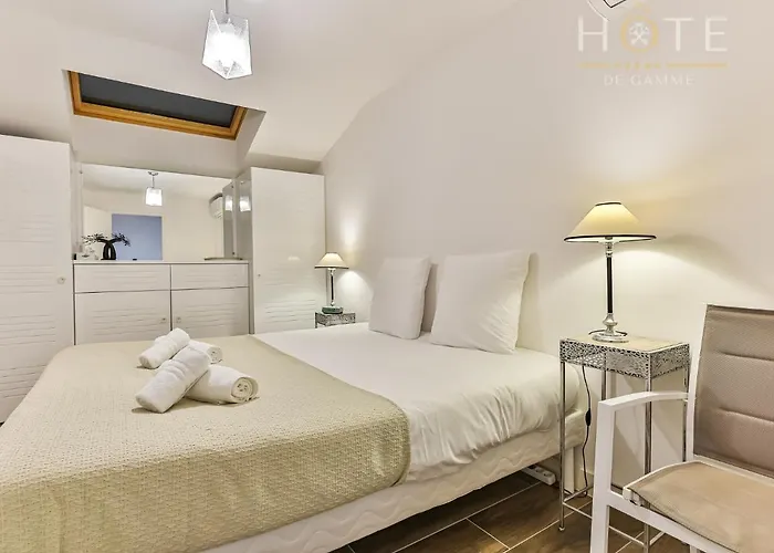 Duplex 4 Etoiles, Vue Mer Et Port De Plaisance