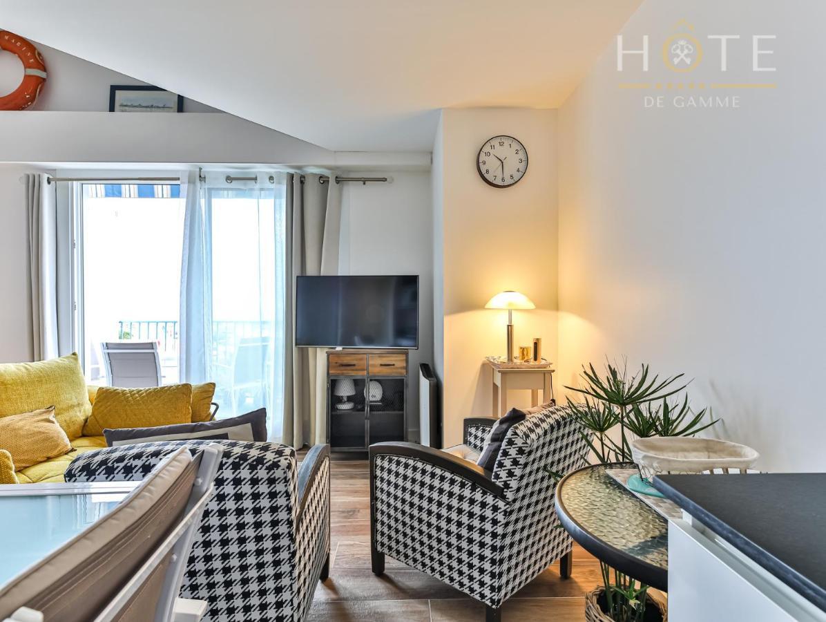 Duplex 4 Etoiles, Vue Et Port De Plaisance *