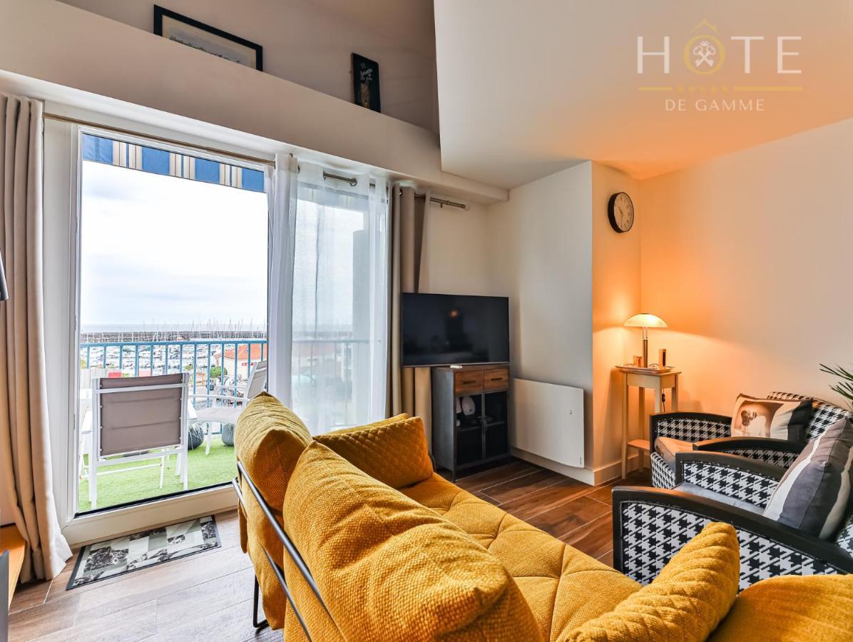 Duplex 4 Etoiles, Vue Et Port De Plaisance